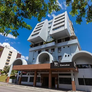 Tri Executive Hotel